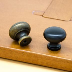 Round Cabinet Knobs